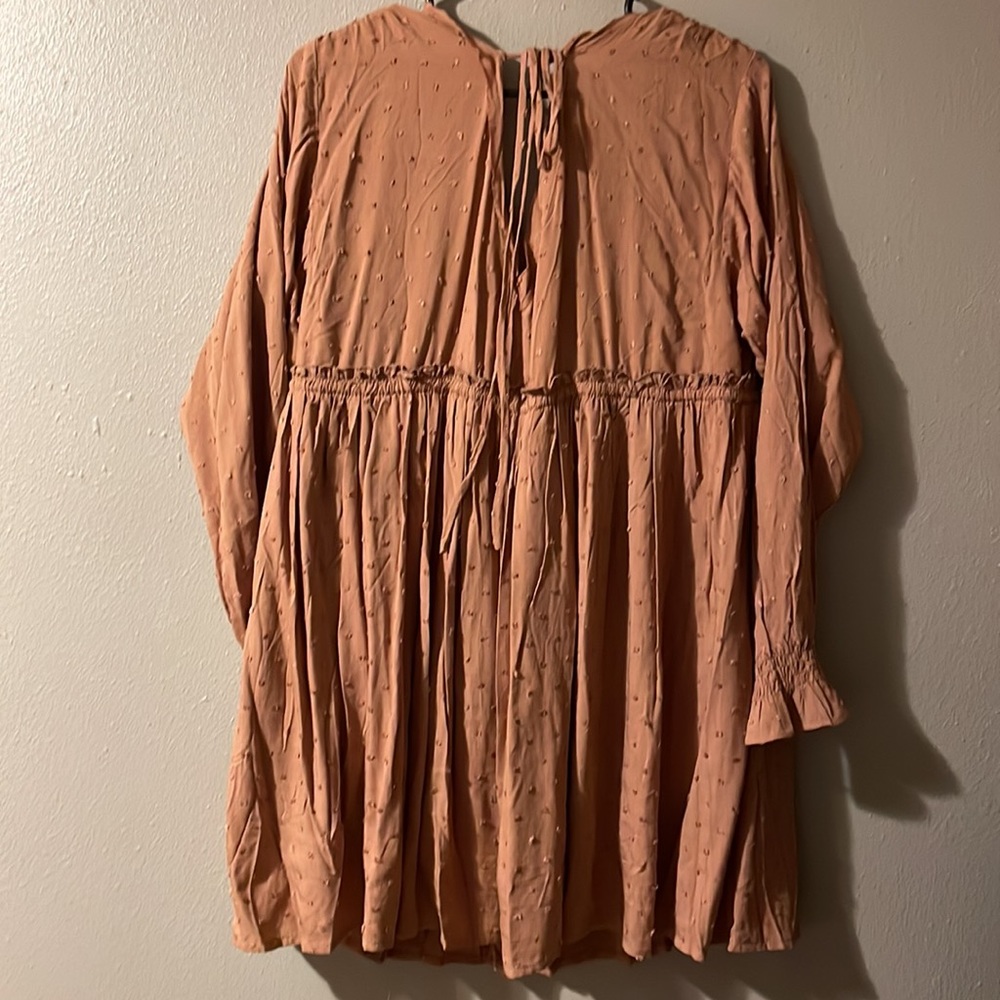 Dress - Picture 2 of 3